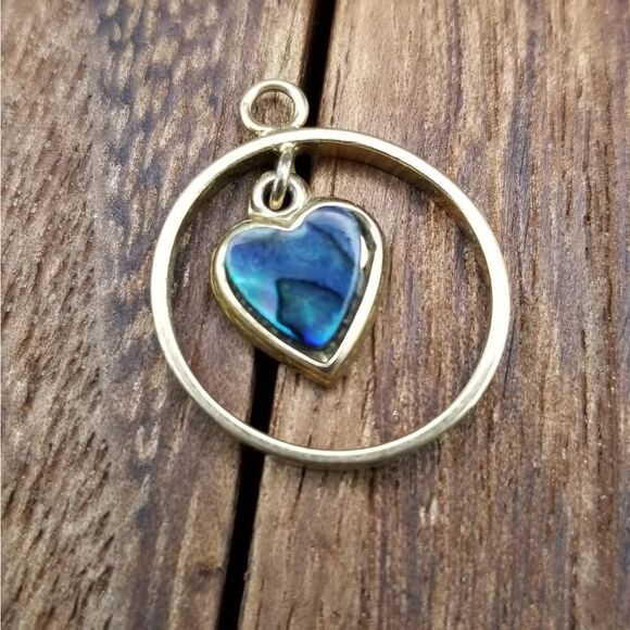 Vintage Jewelry - Hippie marble heart charm necklace pendant P229